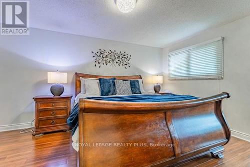 3139 Barwell Road, Mississauga, ON - Indoor Photo Showing Bedroom