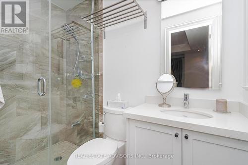 39 Burrows Avenue, Toronto (Islington-City Centre West), ON - Indoor Photo Showing Bathroom