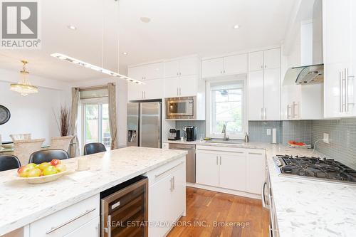 39 Burrows Avenue, Toronto (Islington-City Centre West), ON - Indoor Photo Showing Kitchen With Upgraded Kitchen