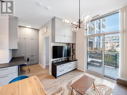 101 - 1 Neighbourhood Lane, Toronto, ON - Indoor Photo Showing Living Room