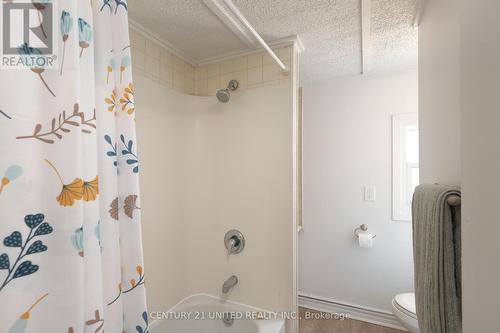 58 Victoria Avenue, Peterborough, ON - Indoor Photo Showing Bathroom