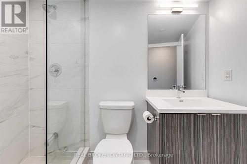 502 - 219 Dundas Street E, Toronto, ON - Indoor Photo Showing Bathroom