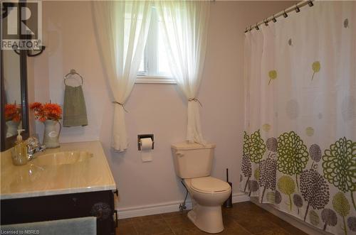 503 Morrison Street W, Trout Creek, ON - Indoor Photo Showing Bathroom