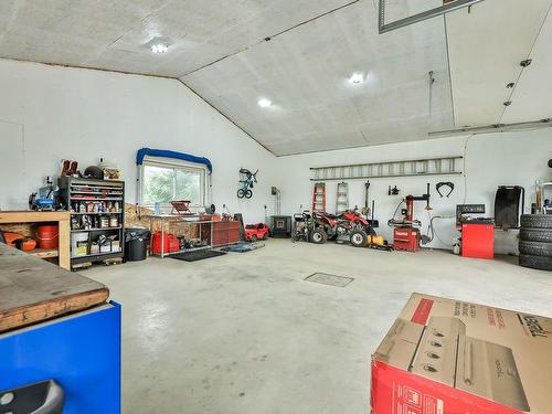 Garage - 4667 Route 309, L'Ange-Gardien, QC - Indoor Photo Showing Garage