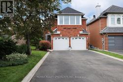 5824 TAYSIDE CRESCENT  Mississauga, ON L5M 5J6