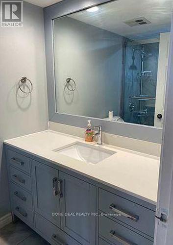 207 - 50 Eglinton Avenue W, Mississauga, ON - Indoor Photo Showing Bathroom