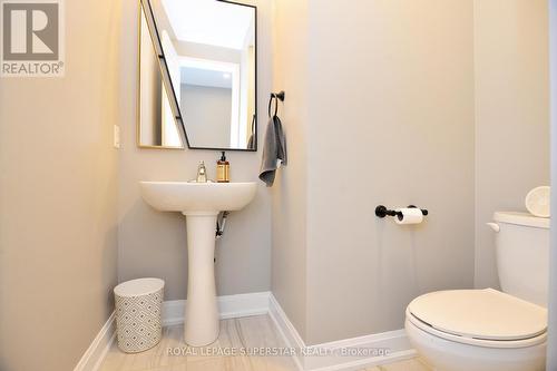 236 Cherryhurst Road, Oakville, ON - Indoor Photo Showing Bathroom