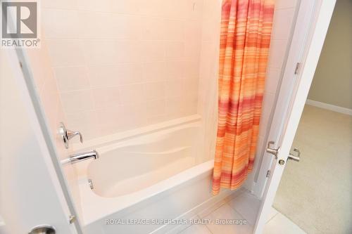 236 Cherryhurst Road, Oakville, ON - Indoor Photo Showing Bathroom