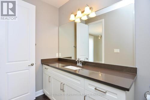 236 Cherryhurst Road, Oakville, ON - Indoor Photo Showing Bathroom