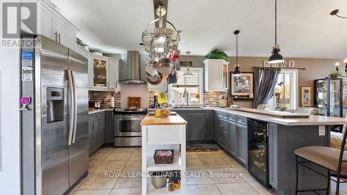 138 Galinee Trail, Norfolk (Port Dover), ON - Indoor Photo Showing Kitchen With Stainless Steel Kitchen With Upgraded Kitchen