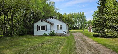 11 Main Street, Strathclair, MB - Outdoor