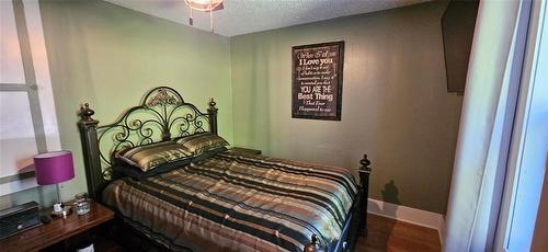 11 Main Street, Strathclair, MB - Indoor Photo Showing Bedroom