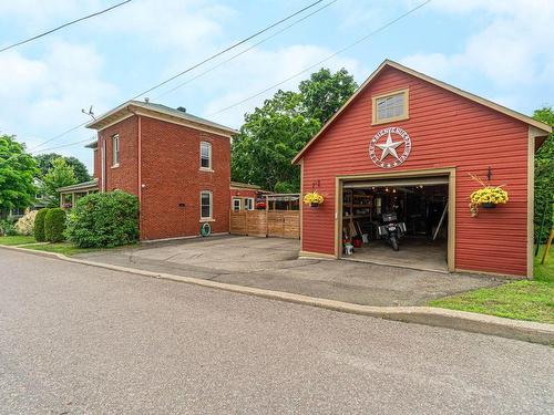 Garage - 127 Rue Carrière, Lachute, QC - Outdoor With Exterior