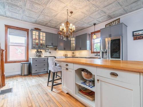 Kitchen - 127 Rue Carrière, Lachute, QC - Indoor Photo Showing Kitchen