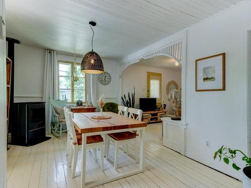 Dining room - 326 Ch. Des Patriotes S., Mont-Saint-Hilaire, QC - Indoor Photo Showing Dining Room