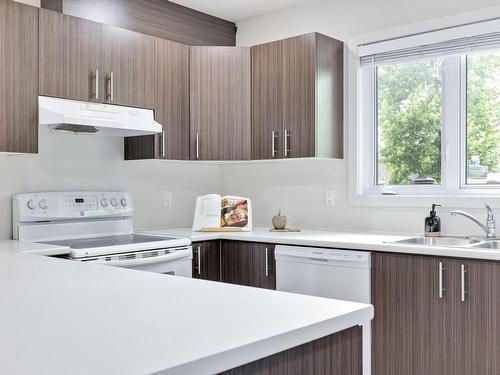 Cuisine - 7-1795 Rue St-Louis, Gatineau (Gatineau), QC - Indoor Photo Showing Kitchen With Double Sink