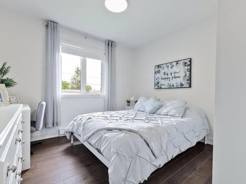 Chambre Ã Â coucher - 7-1795 Rue St-Louis, Gatineau (Gatineau), QC - Indoor Photo Showing Bedroom