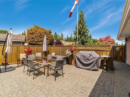 693 Aquarius Pl, Qualicum Beach, BC 