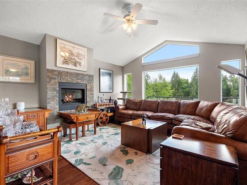 2628 Streamside Pl, Mill Bay, BC 