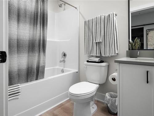 416-1371 Goldstream Ave, Langford, BC - Indoor Photo Showing Bathroom
