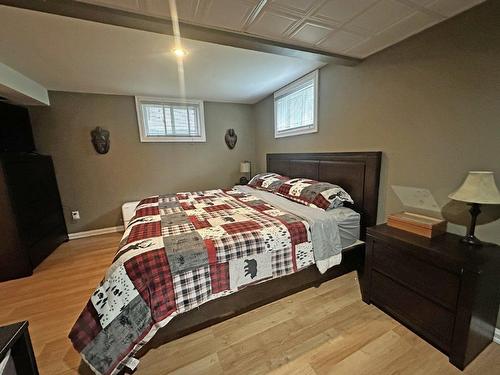 104 Hull Ave, Thunder Bay, ON - Indoor Photo Showing Bedroom