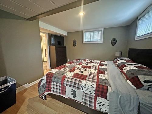 104 Hull Ave, Thunder Bay, ON - Indoor Photo Showing Bedroom