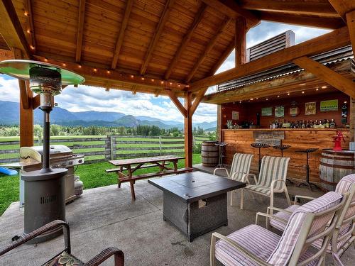 4784 Yellowhead Hwy, Barriere, BC - Outdoor With Deck Patio Veranda With Exterior