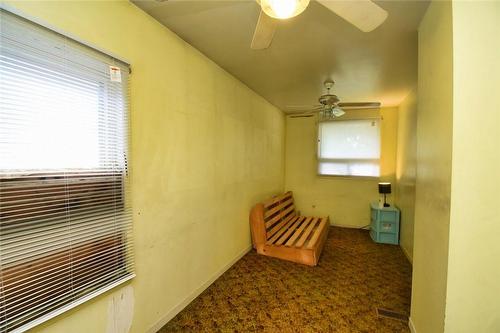 17 Craigroyston Road, Hamilton, ON - Indoor Photo Showing Other Room