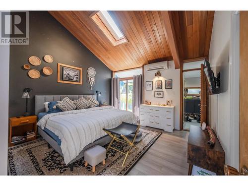 559 Johnson Crescent, Oliver, BC - Indoor Photo Showing Bedroom