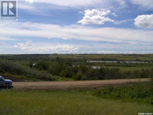 309 Laurier Crescent, Sarilia Country Estates, SK 