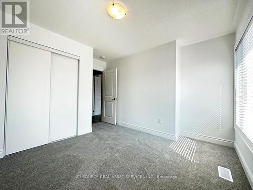 20 Lisa Street, Wasaga Beach, ON - Indoor Photo Showing Other Room