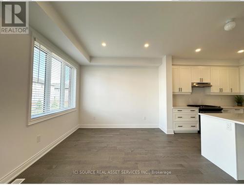 20 Lisa Street, Wasaga Beach, ON - Indoor Photo Showing Kitchen