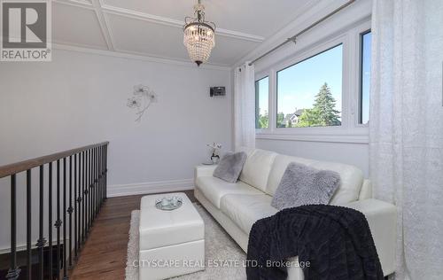 2242 Rosegate Drive, Mississauga, ON - Indoor Photo Showing Other Room