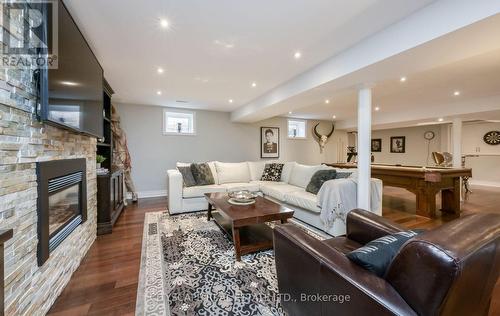 2242 Rosegate Drive, Mississauga, ON - Indoor Photo Showing Living Room With Fireplace