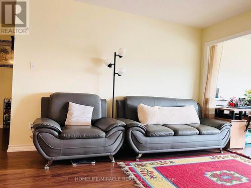 2001 - 30 Malta Avenue, Brampton, ON - Indoor Photo Showing Living Room