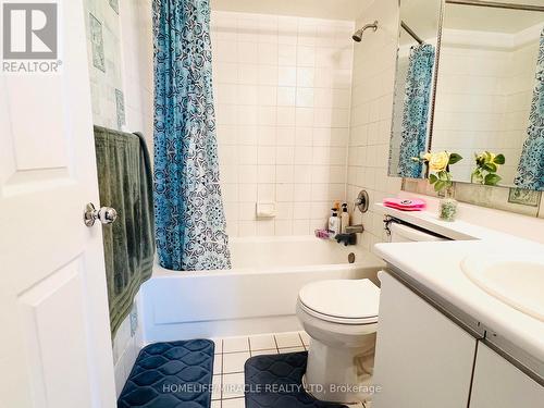 2001 - 30 Malta Avenue, Brampton, ON - Indoor Photo Showing Bathroom