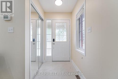 5866 Blue Spruce Avenue, Burlington, ON - Indoor Photo Showing Other Room