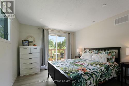 43 Sturgeon Glen Road, Kawartha Lakes, ON - Indoor Photo Showing Bedroom