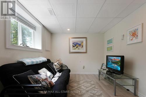 43 Sturgeon Glen Road, Kawartha Lakes, ON - Indoor Photo Showing Other Room