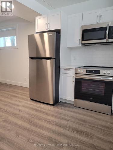 Ll05 - 75 Emma Street, Oshawa, ON - Indoor Photo Showing Kitchen