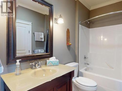 4363 Ontario Ave, Powell River, BC - Indoor Photo Showing Bathroom