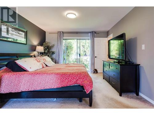 1175 Toovey Road, Kelowna, BC - Indoor Photo Showing Bedroom