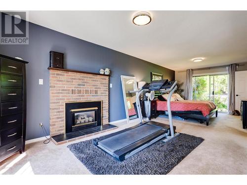 1175 Toovey Road, Kelowna, BC - Indoor With Fireplace