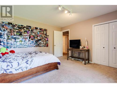 1175 Toovey Road, Kelowna, BC - Indoor Photo Showing Bedroom