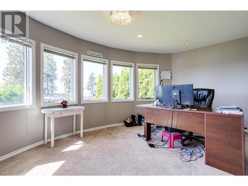 1175 Toovey Road, Kelowna, BC - Indoor Photo Showing Office