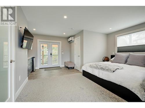 1175 Toovey Road, Kelowna, BC - Indoor Photo Showing Bedroom