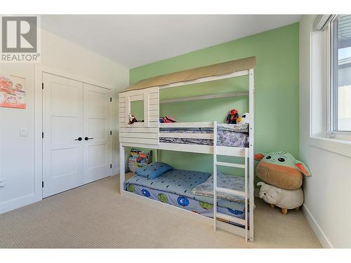 1628 Carnegie Street, Kelowna, BC - Indoor Photo Showing Bedroom