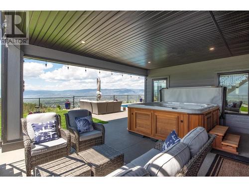 1628 Carnegie Street, Kelowna, BC - Outdoor With Deck Patio Veranda With Exterior