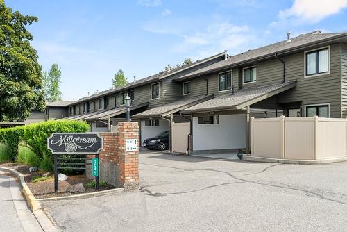 7-1645 Ufton Court, Kelowna, BC - Outdoor