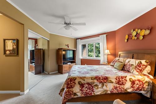 7-1645 Ufton Court, Kelowna, BC - Indoor Photo Showing Bedroom